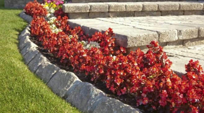 How to Give Your Yard Curb Appeal with Techo-Bloc Curbing