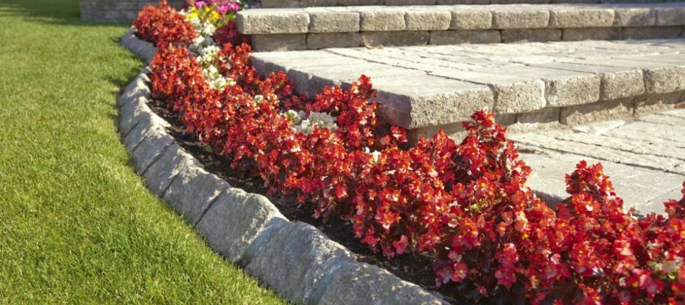 How to Give Your Yard Curb Appeal with Techo-Bloc Curbing