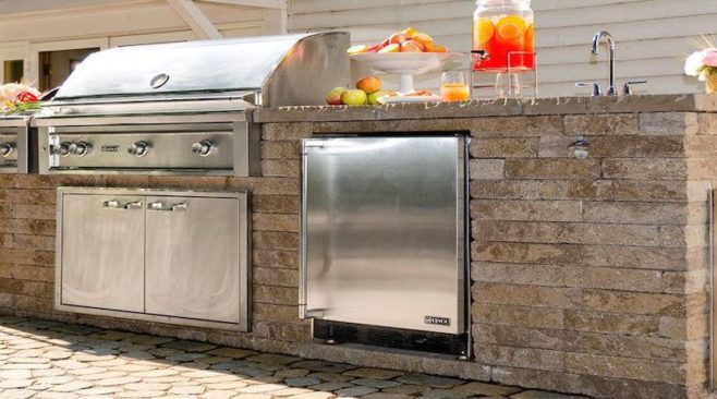 Jump Start Your Summer BBQ’s With These 5 Techo-Bloc Outdoor Kitchen Ideas