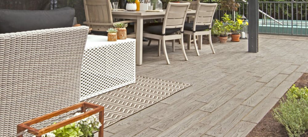The 5 Key Techo-Bloc Items to Include in Your Outdoor Living Room Design